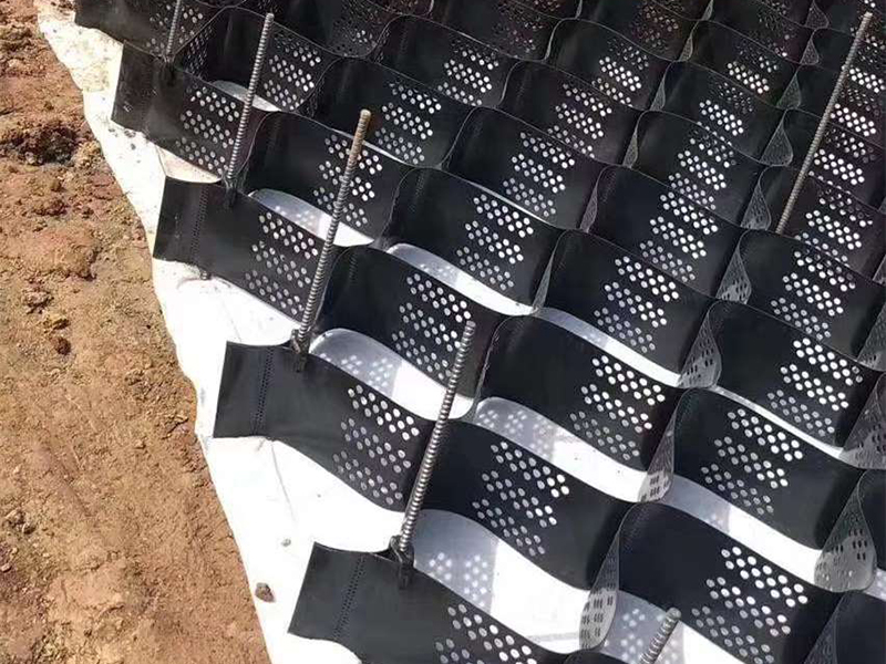 土工格室